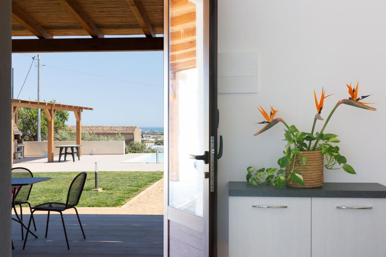 Aparthotel Emozioni Di Casa Barone Scicli Exterior foto
